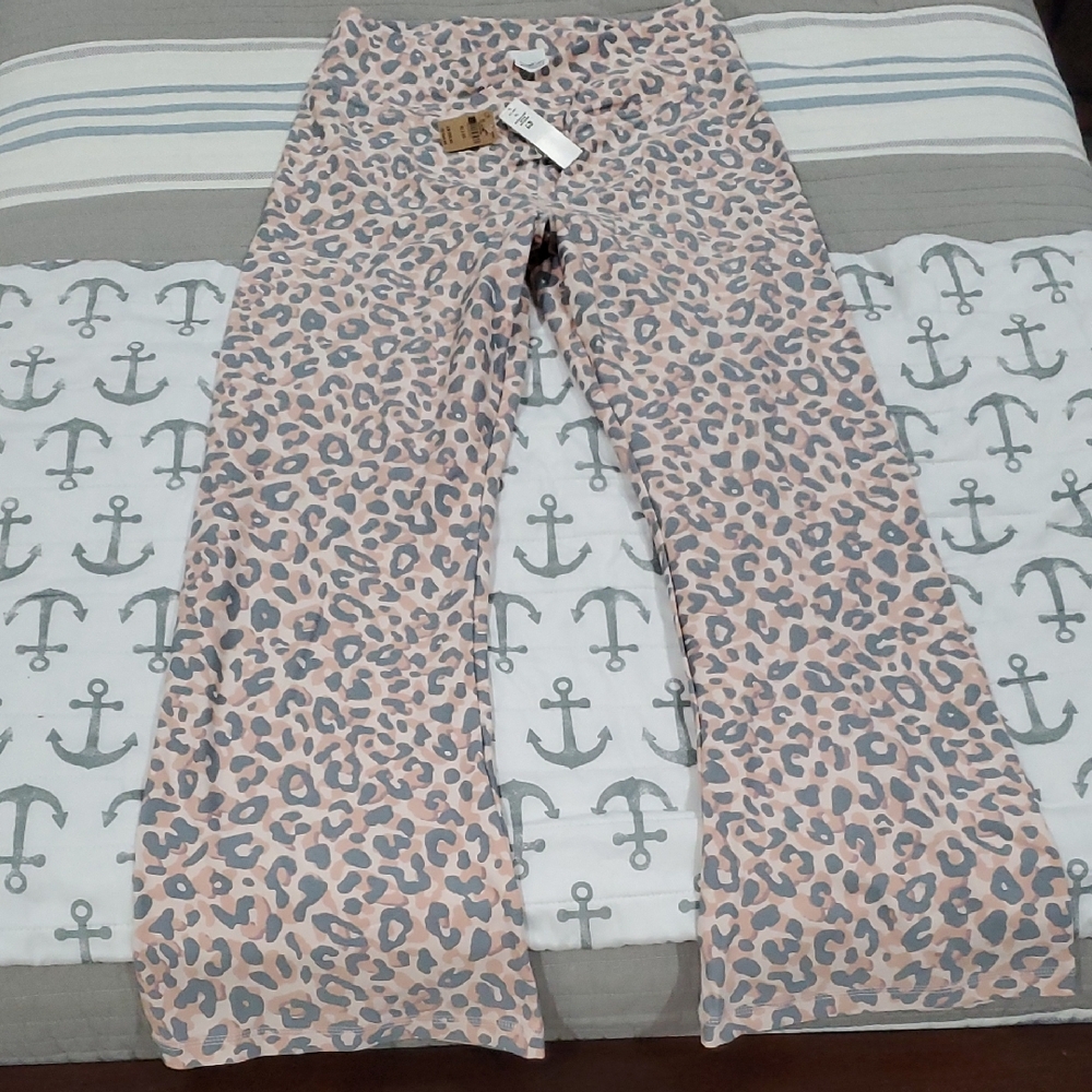 Leopard Print Pants (yoga)